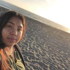 Meet your Posher, Zenaída